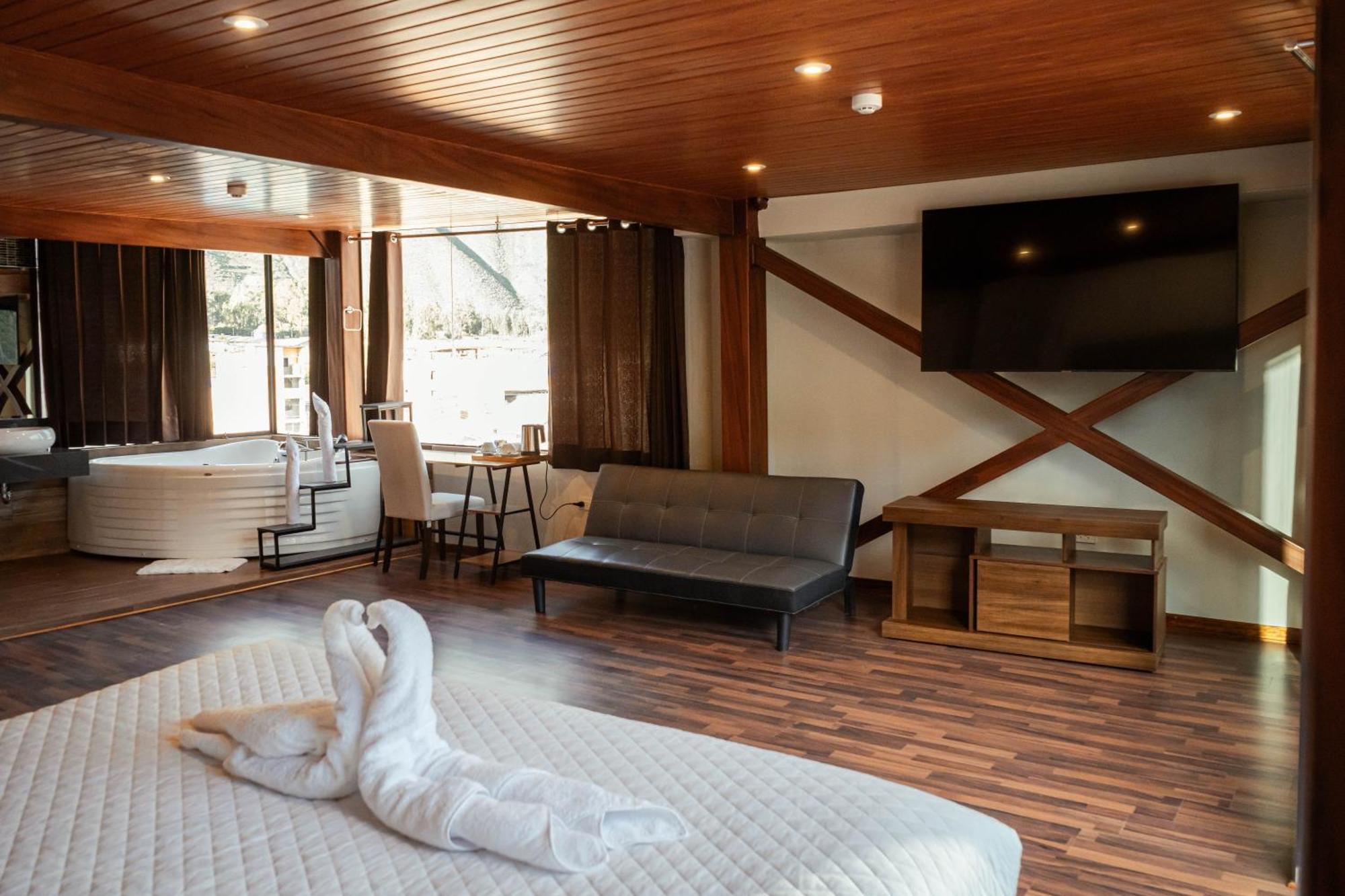 Hotel California Urubamba Ngoại thất bức ảnh