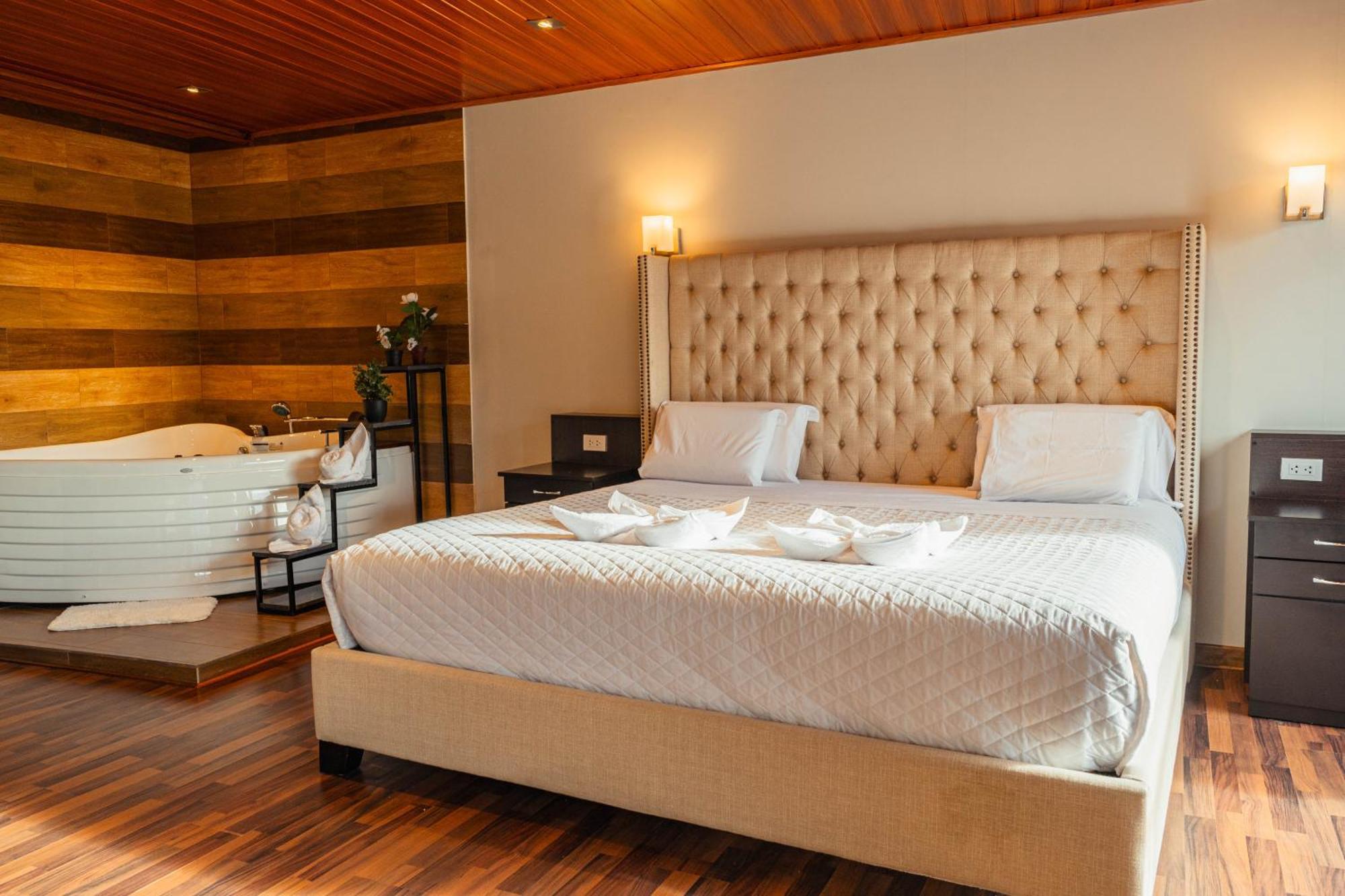 Hotel California Urubamba Ngoại thất bức ảnh